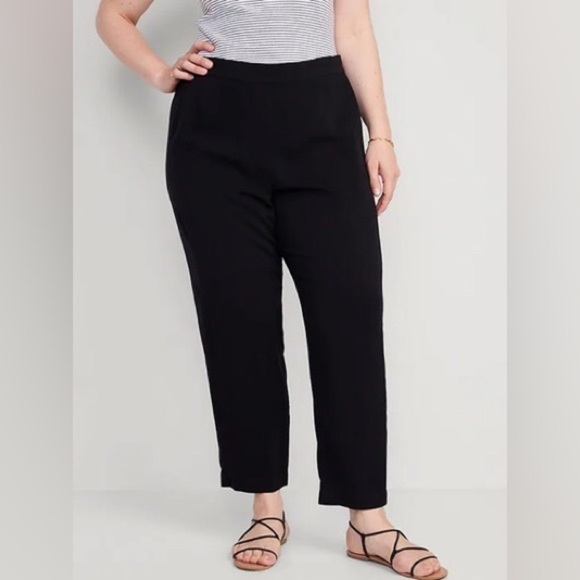 NWOT! Black High-Waisted Playa Taper Pants for Women - Multiple Sizes - Picture 8 of 8